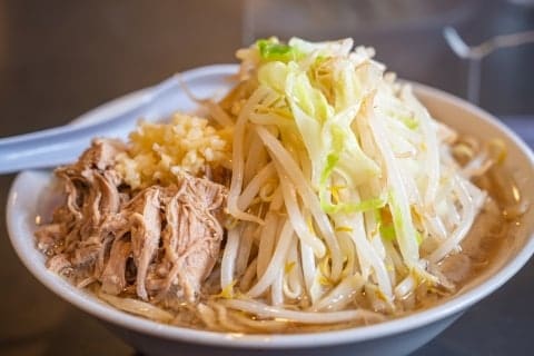 「一人一杯ラーメン注文して」ルール破ったカップルに店が激怒、SNSで話題　客に問題あったのか？