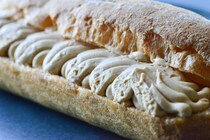 「1分で消えてなくなりました」【セブン】新作エクレアを食べてみた