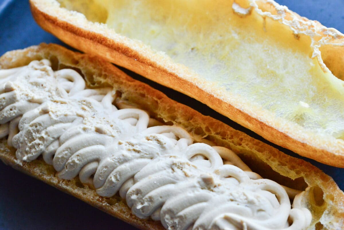 「1分で消えてなくなりました」【セブン】新作エクレアを食べてみた