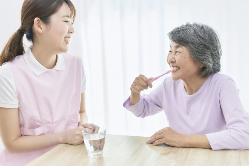 介護現場での歯科訪問診療の重要性について