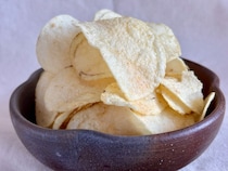 ポテチで腸活！？【ローソン】乳酸菌が摂れるポテチが斬新すぎ