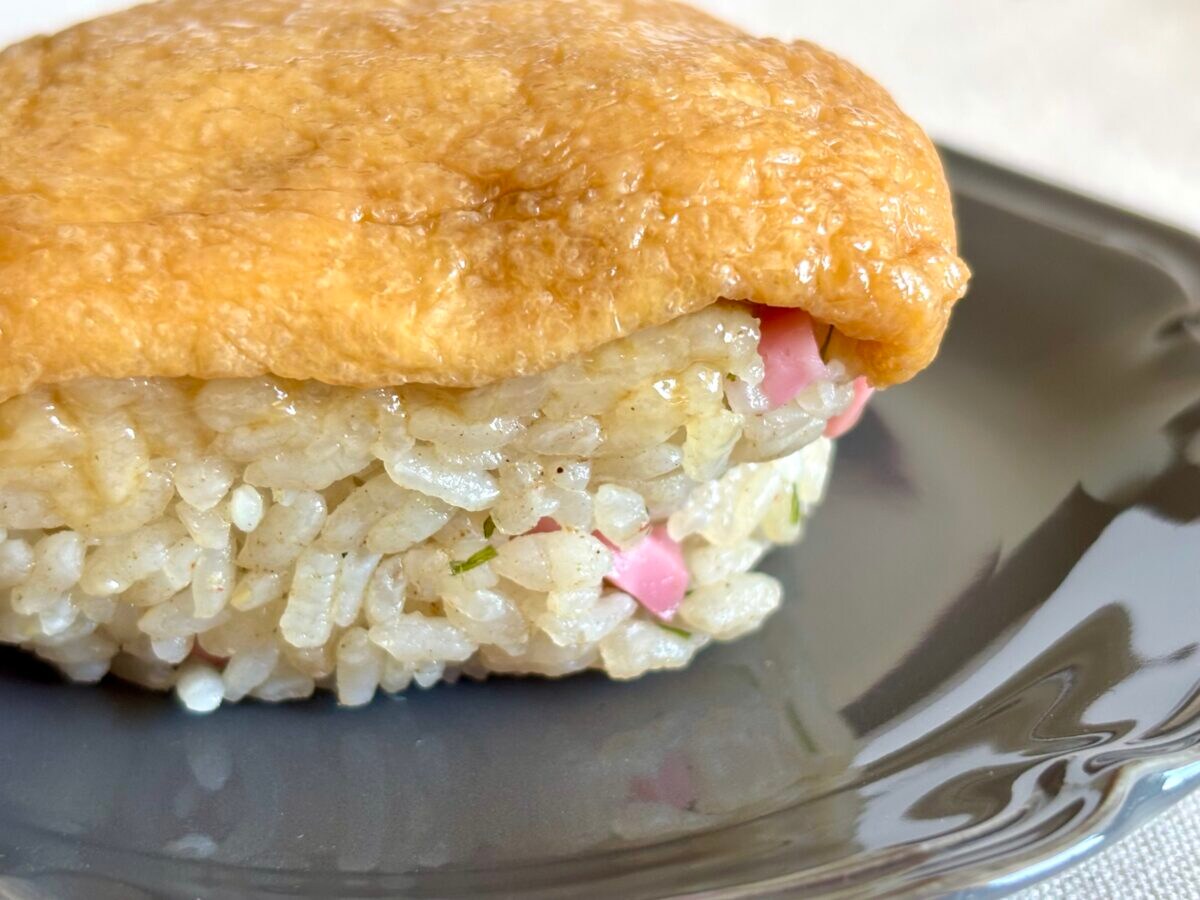 「これぞ最強の名に相応しい」【ファミマ】噂のコラボおむすびが大優勝♡