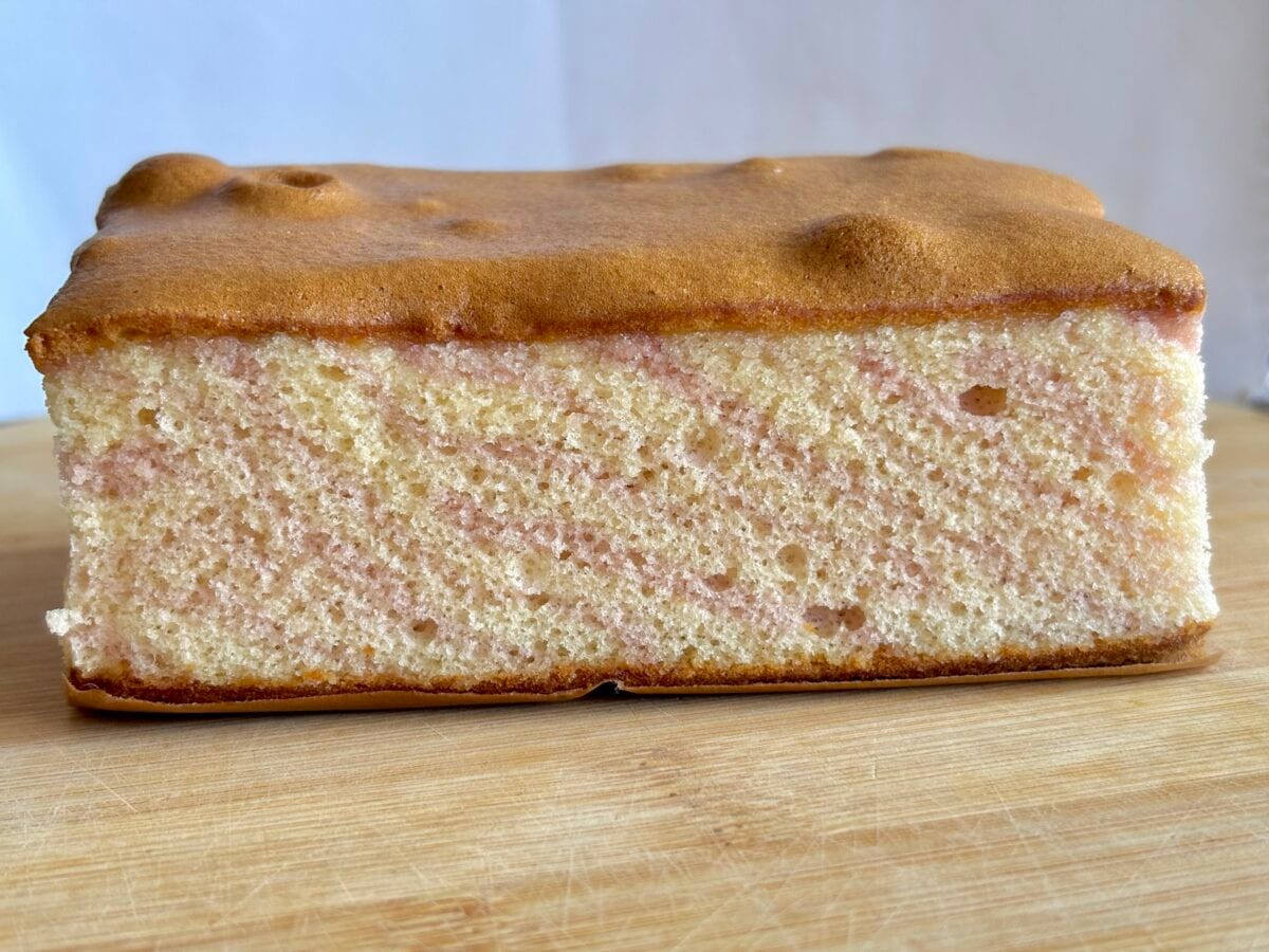 「140円で幸せになれる」【セブン】で買える苺のカステラがうんまい♡