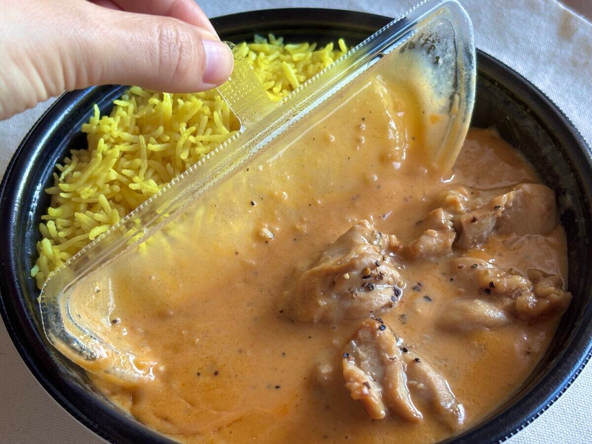 「とんでもないの出た」「衝撃」【セブン】の「シュクメルリ」に絶賛の声