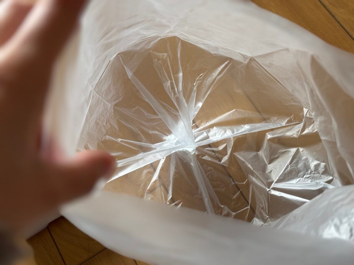 【セリア】「次が使いやすいゴミ袋」が超優秀！名もなき家事を救うアイデア商品