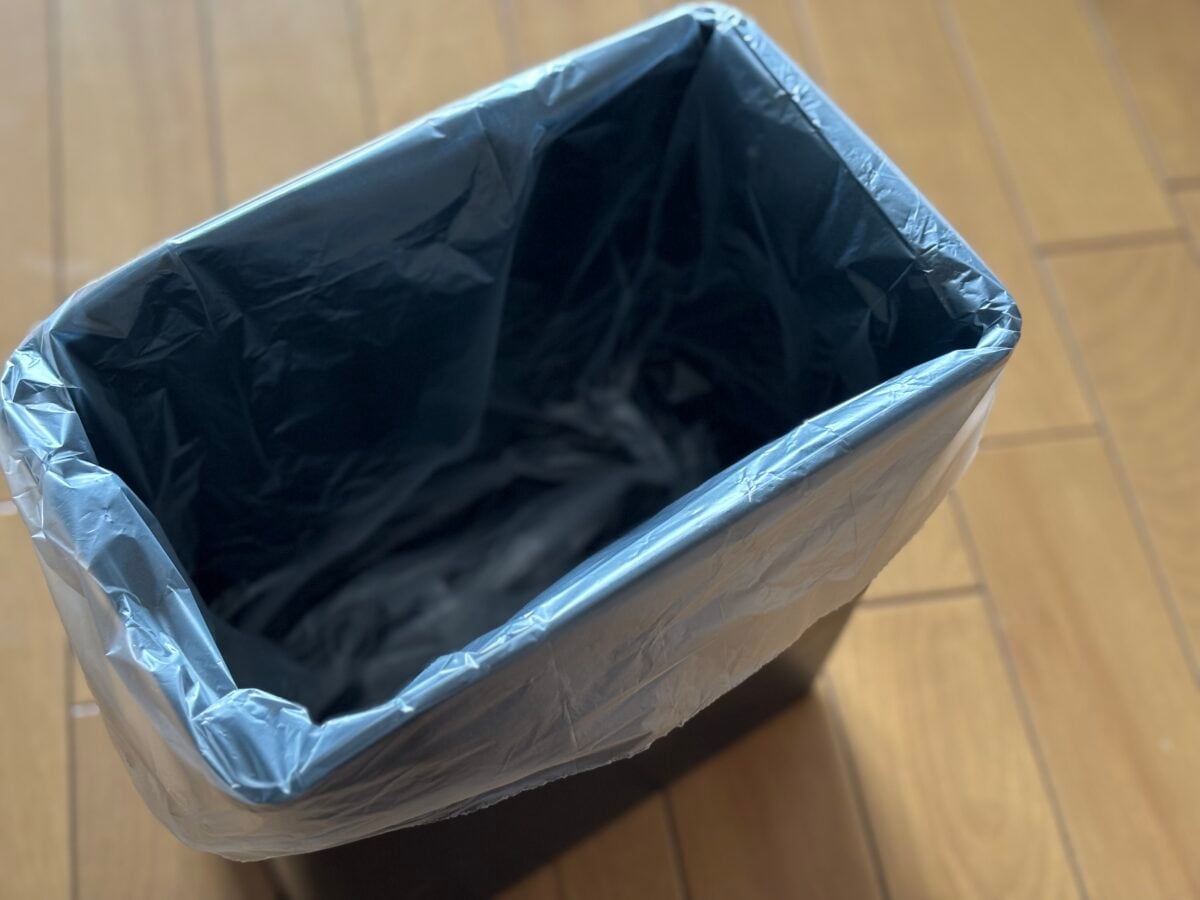 【セリア】「次が使いやすいゴミ袋」が超優秀！名もなき家事を救うアイデア商品