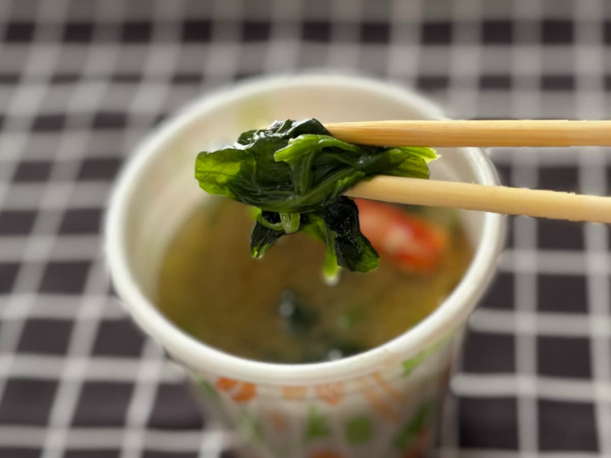 「めちゃくちゃカニ」「しみる」【すき家】あの贅沢な汁物が帰ってきた！