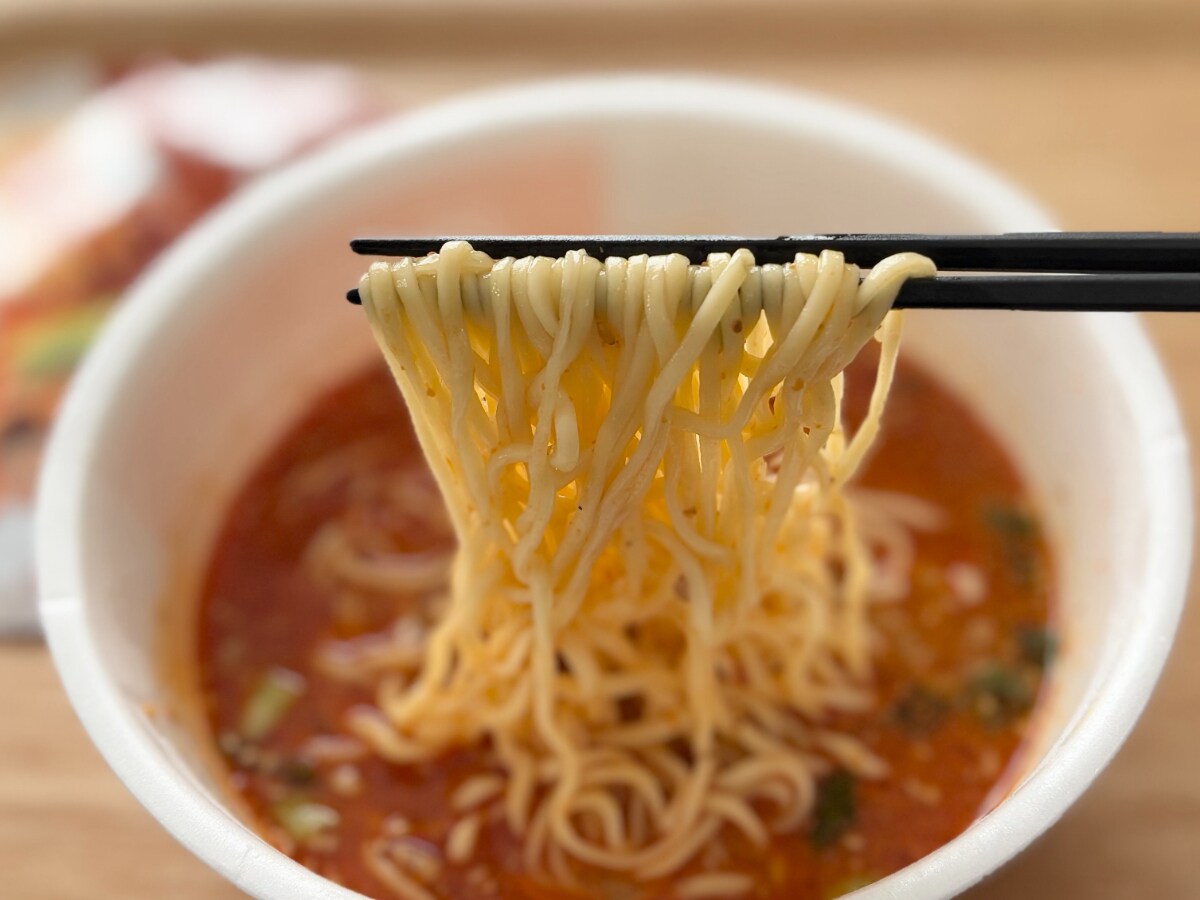 花椒が刺激的でウマっ！！【セブン】飯田商店別店の限定メニューが再登場