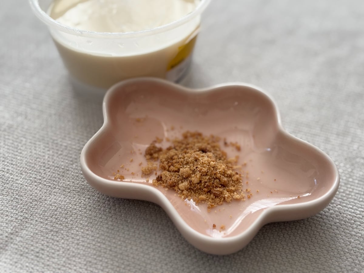 甘じょっぱい味わいが至福の逸品♡【ファミマ限定】食感も楽しいプリン