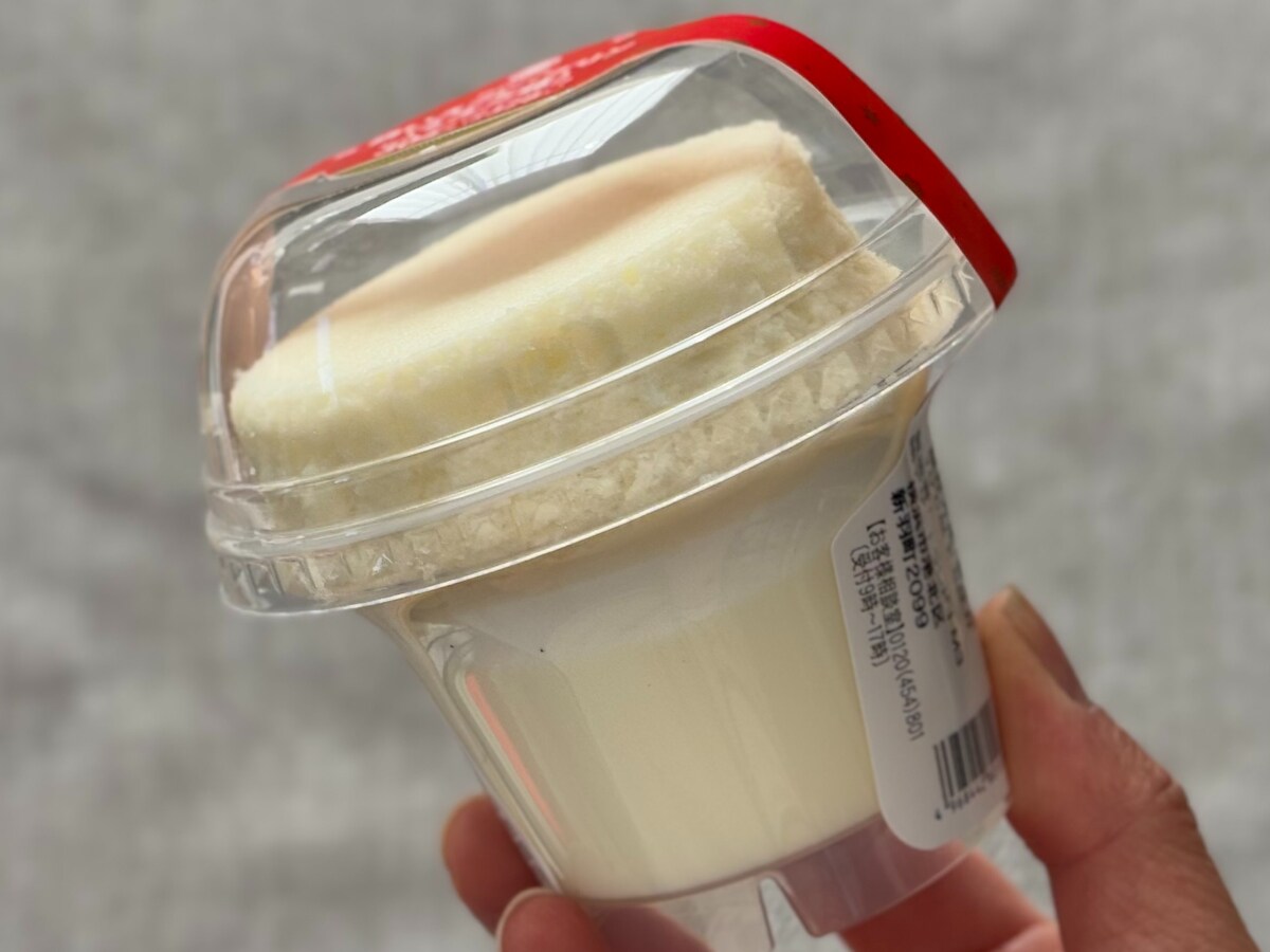 「うますぎて昇天」「リピ確定」【ファミマ】あの人気スイーツが真っ白に