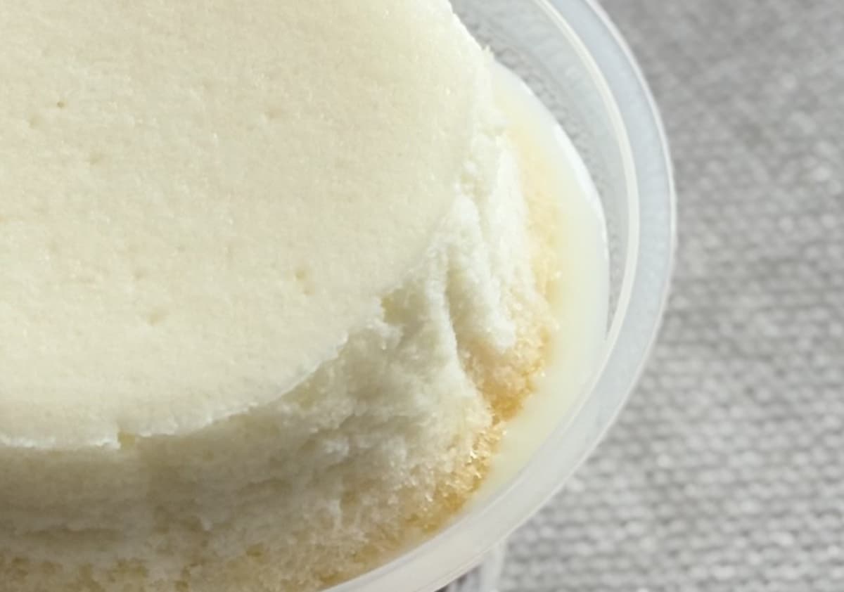 「うますぎて昇天」「リピ確定」【ファミマ】あの人気スイーツが真っ白に