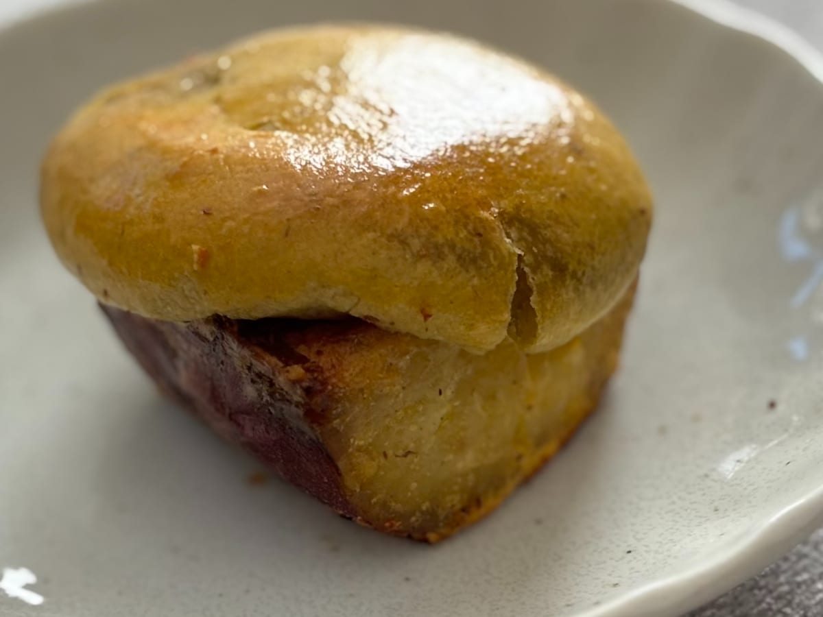 とろっ×ほくほく食感の濃厚お芋スイーツ【ファミマ】新感覚の冷凍食品