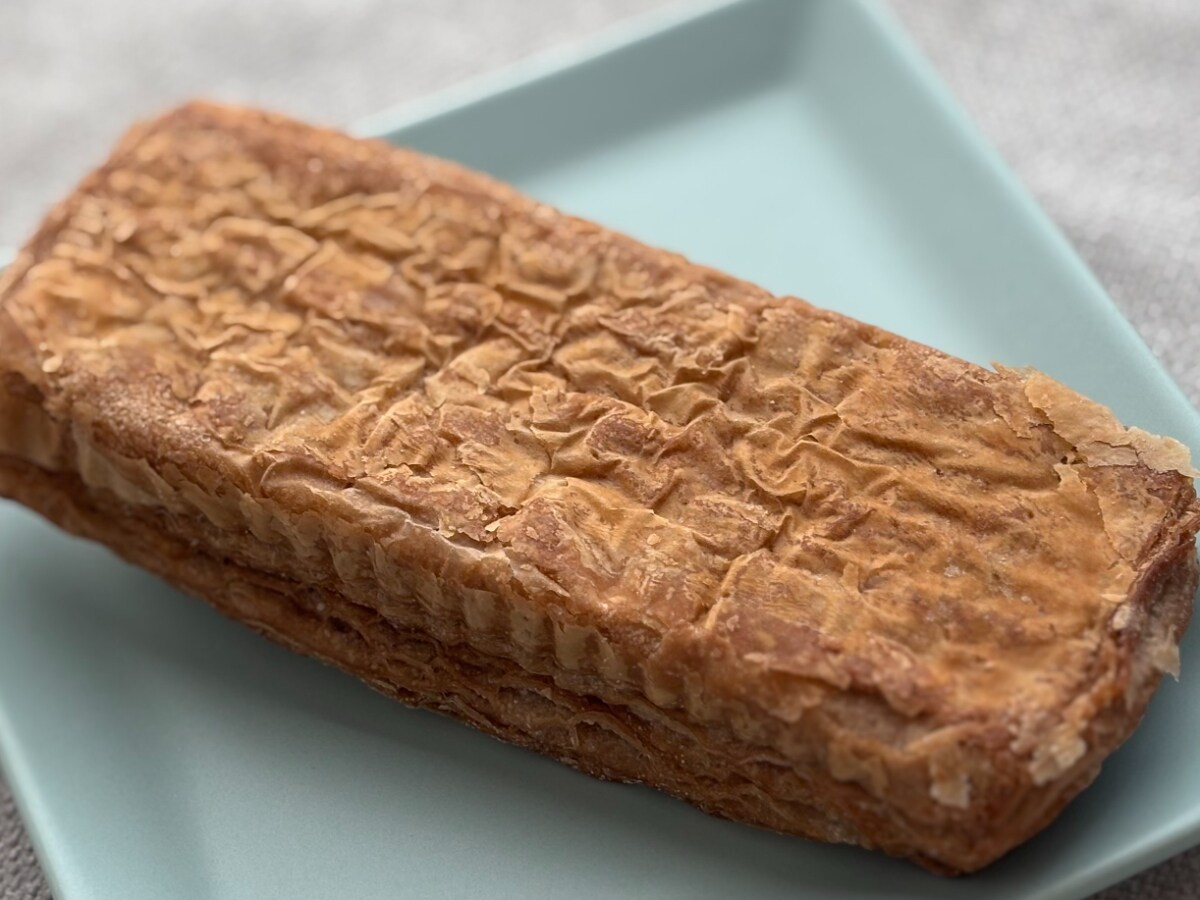 チョコづくしで「ばかうまい」【ファミマ】好評の新スイーツを食べてみた