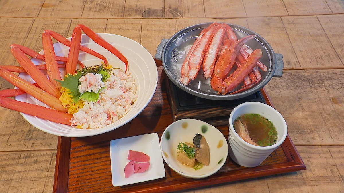 冬の日本海の味覚！贅沢な蟹をたっぷり味わう“すごい”丼。町自慢の特産品も多数販売！｜兵庫県香美町