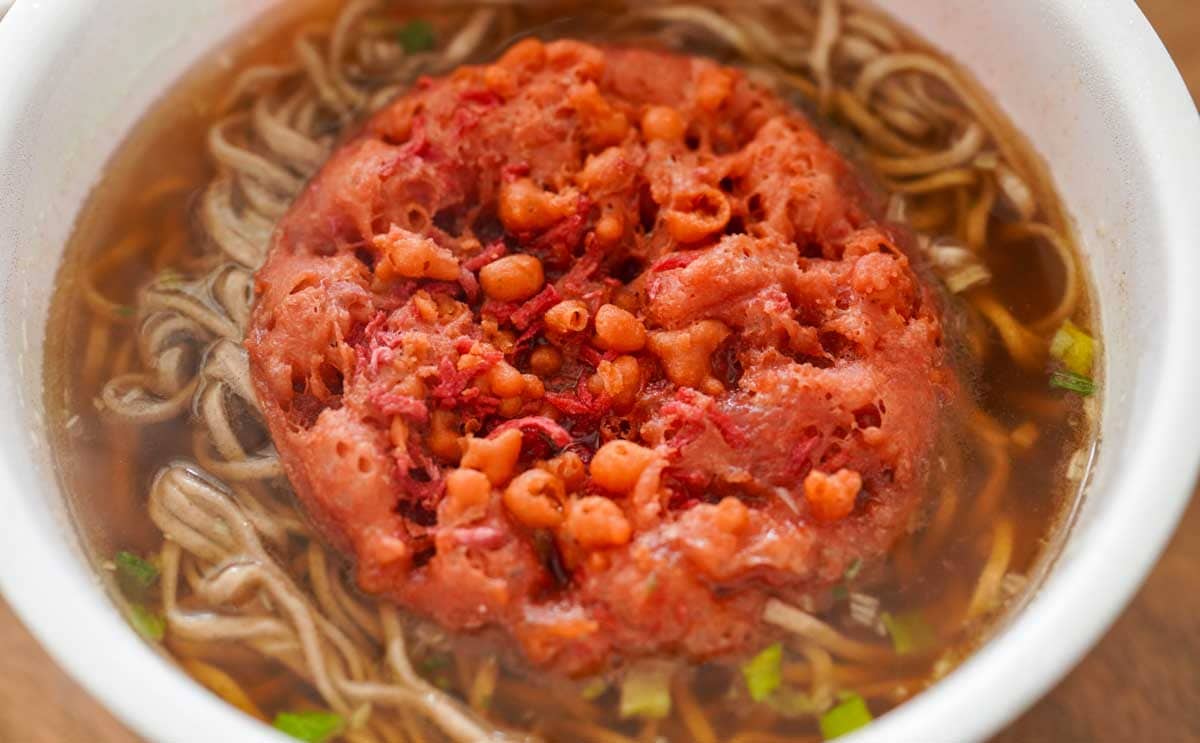 すでに売り切れも…今年も登場した【どん兵衛】をまとめ買い!!