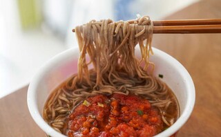 すでに売り切れも…今年も登場した【どん兵衛】をまとめ買い!!