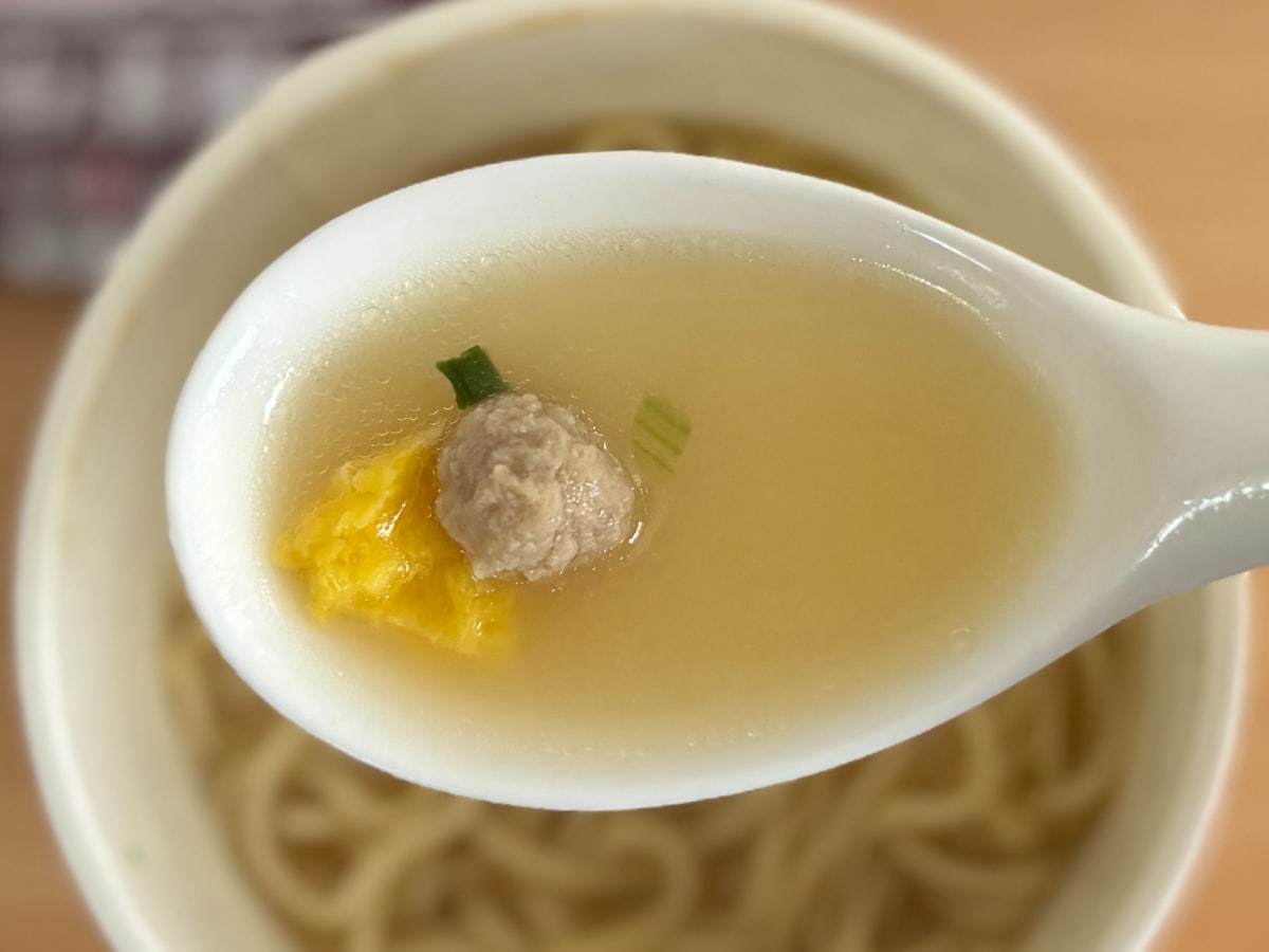 ぜいたくな牡蠣の風味はまさに“王様”【エースコック】新作麺に大満足