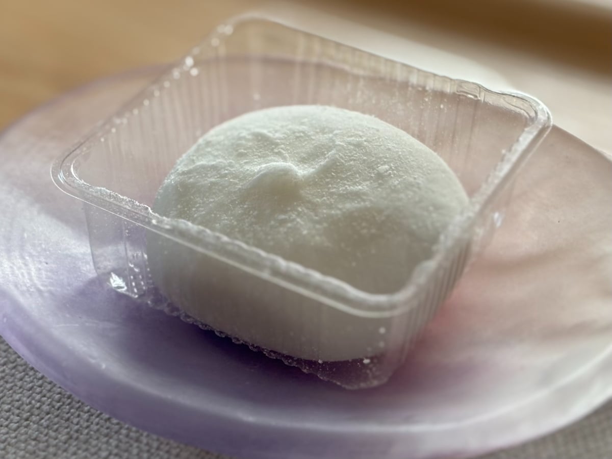 新作もリピ確定のおいしさ!【ファミマ】幸せふわもち食感の人気大福