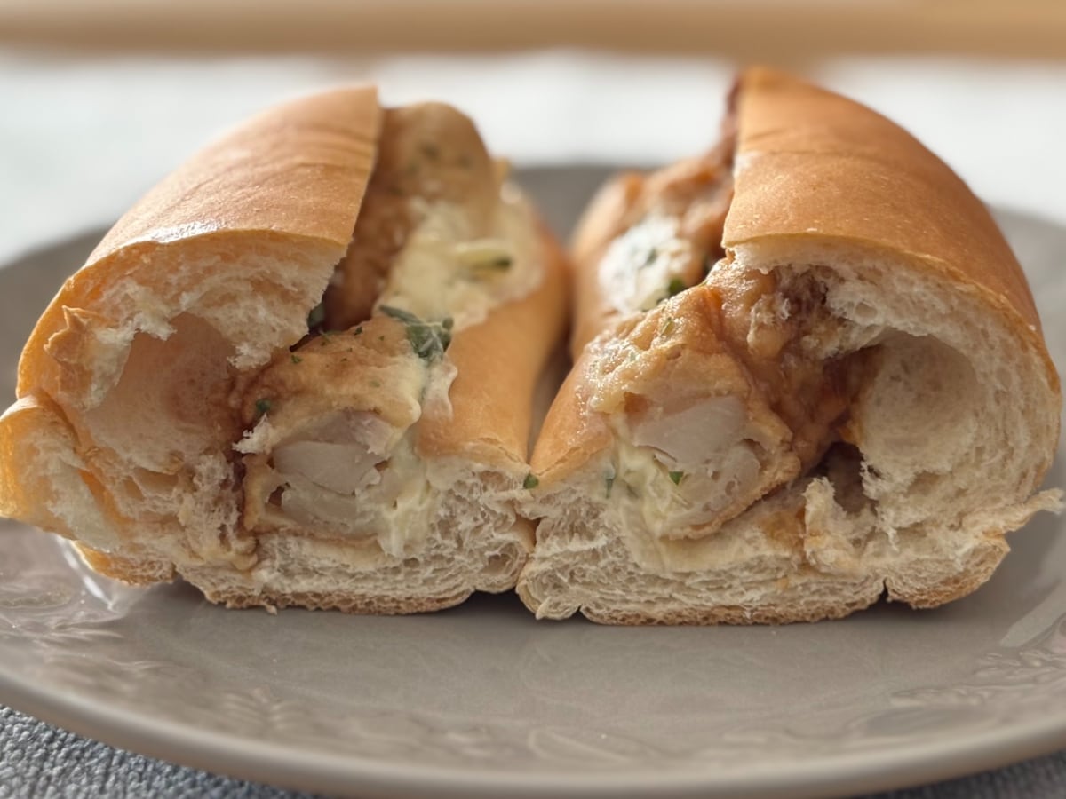 タルタルソースがうまぁ……！【ファミマ】ガッツリ系のパンが再登場