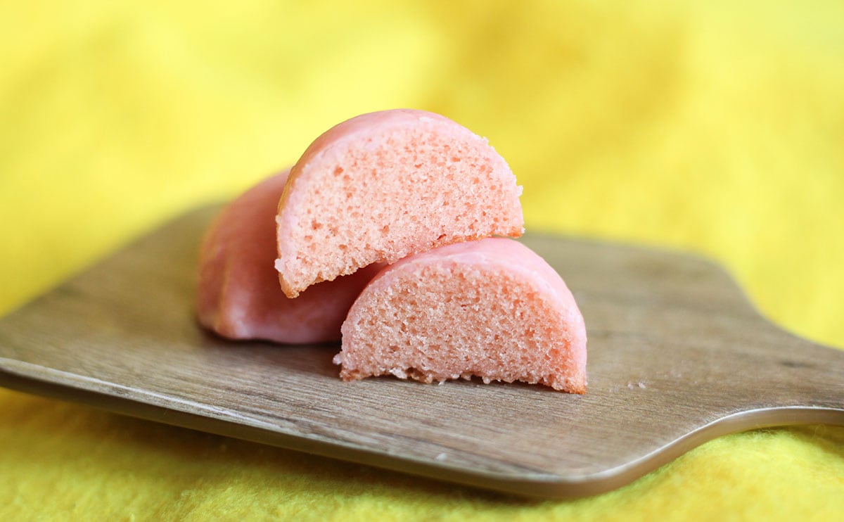 3個で168円。安いけどおいしい【ファミマ】のしっとりケーキ