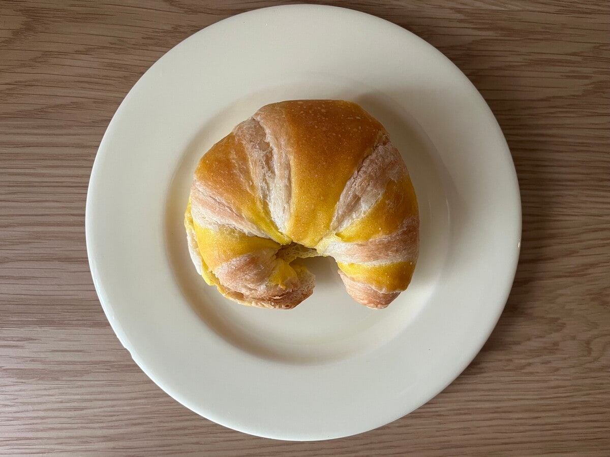 「甘うま!」【ファミマ】はちみつホイップが入ったクロワッサンが登場