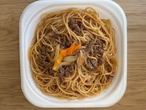 「濃いめでうまい！」【セブン】甘辛い牛肉が入ったプルコギパスタが登場