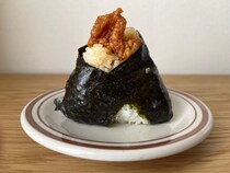 「タレがうまい！」【ファミマ】から揚げとマヨネーズが入ったおにぎりが登場