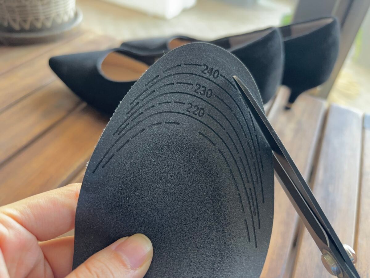 【ダイソー】「低反発インソール」で負担軽減! 痛み・においも一発解決