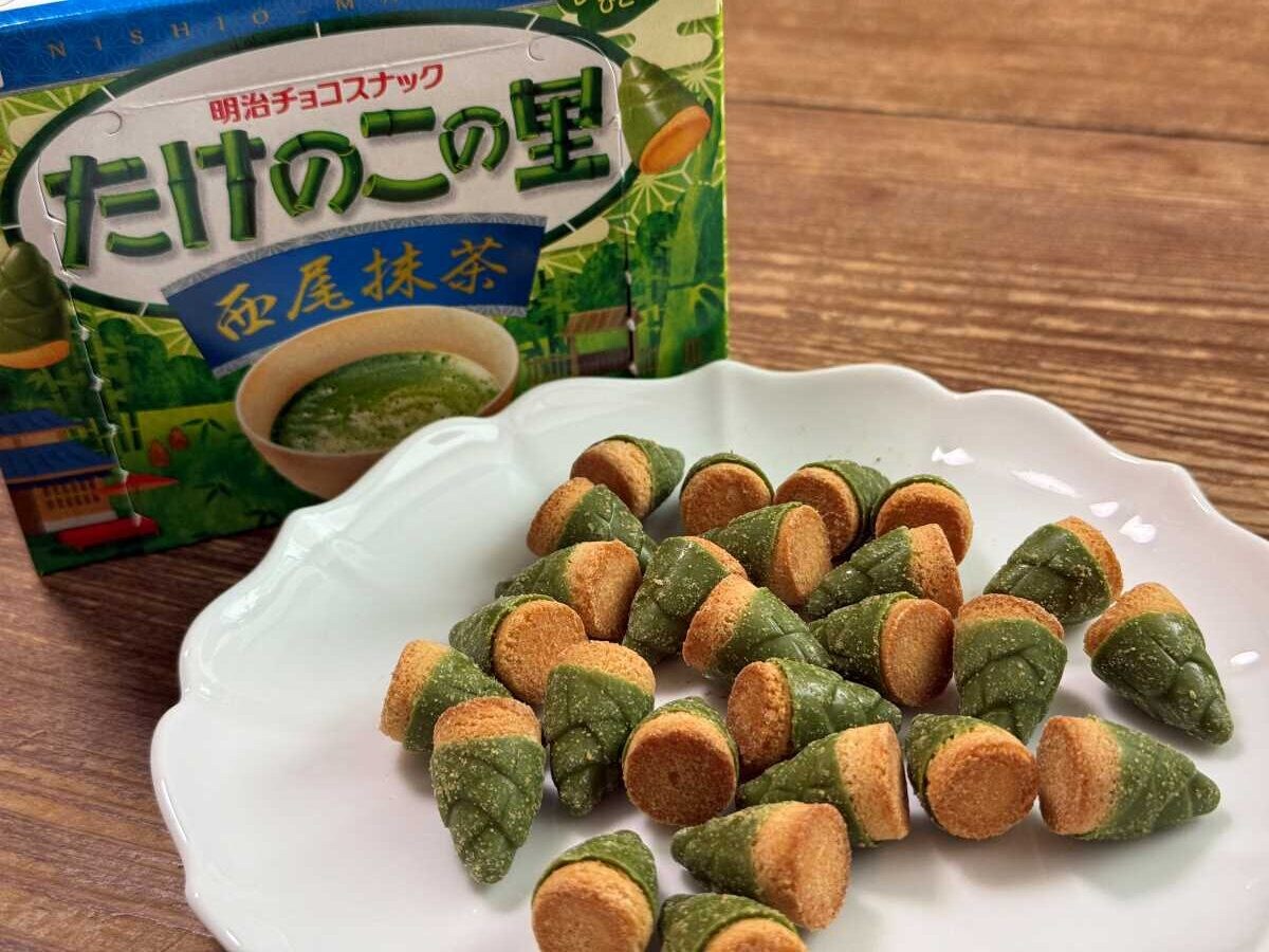 「上品な味わい」「箱買いした」【明治】たけのこの里抹茶が話題