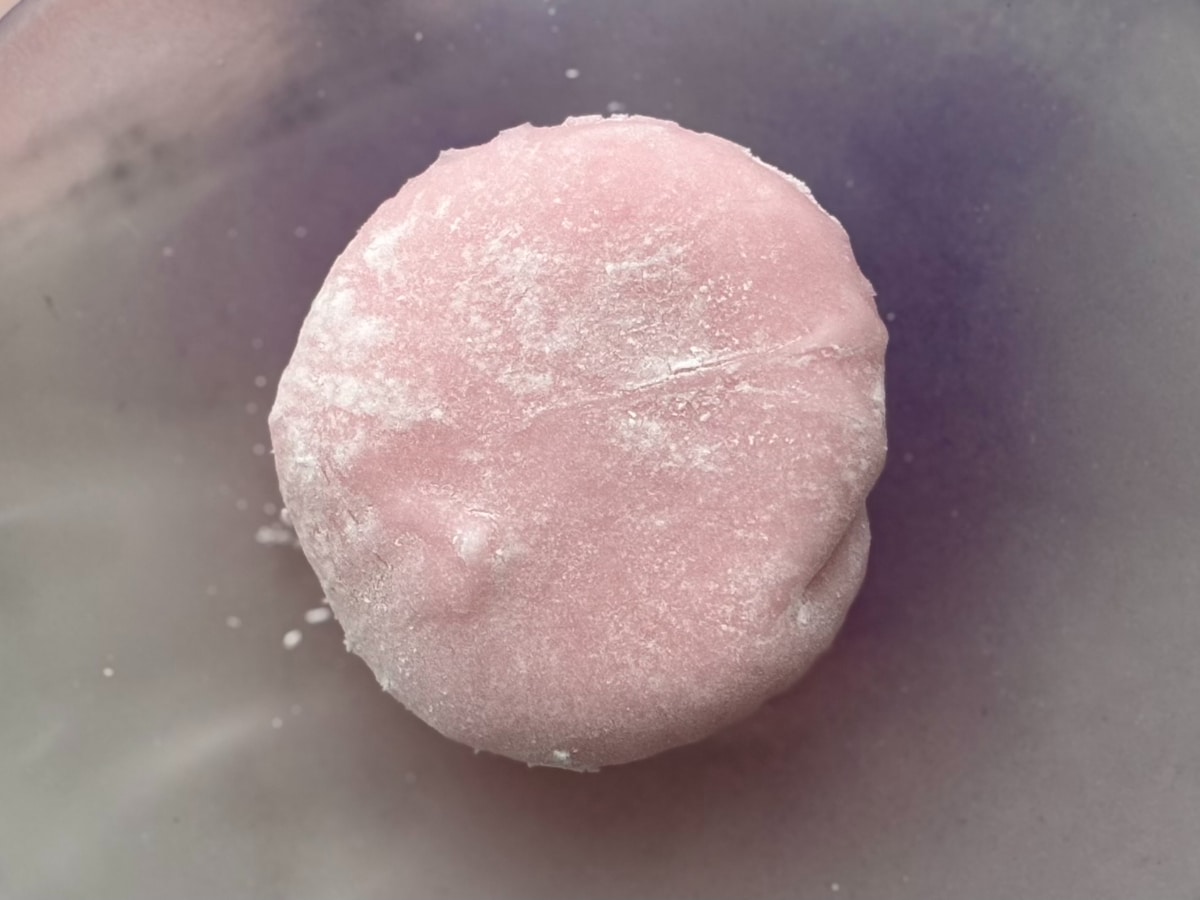 「秒でなくなる」「想像以上にいちご」【セブン】新作和菓子が大好評！