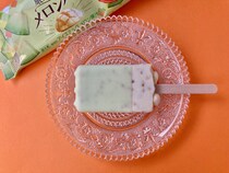 メロンの味わいと食感がいい！【赤城乳業】あのパンをイメージしたアイス