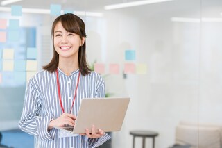 子育てママは時短勤務で転職可能？成功のコツや希望の伝え方、おすすめの転職サイト・エージェントを紹介