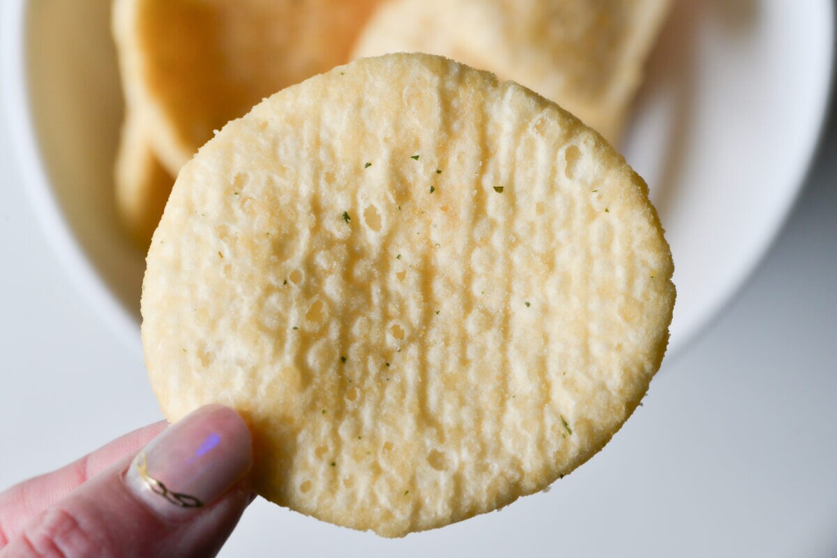 「食べ応えあり」「増量して！」【亀田】ポテチ？煎餅？クセになる新感覚