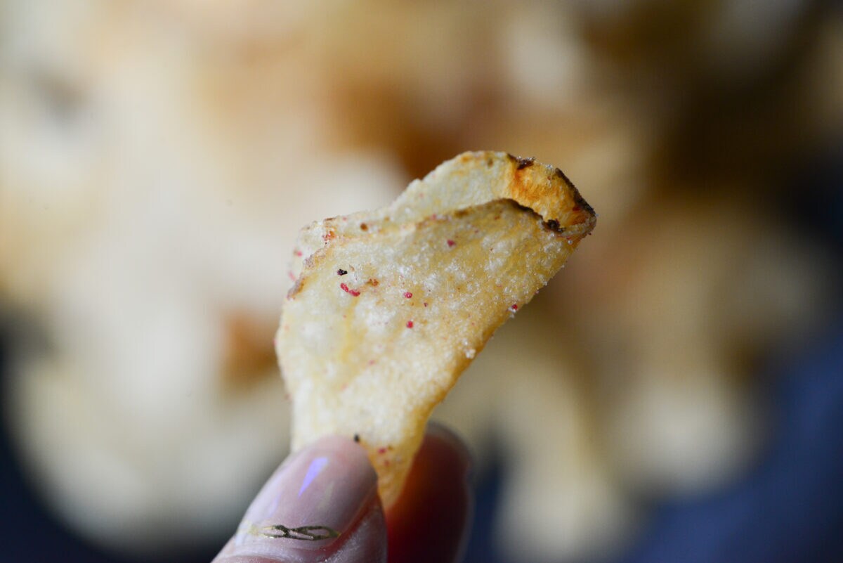 「買いだめしとこ」【カルビー】堅あげポテト期間限定新作は酸っぱうまい