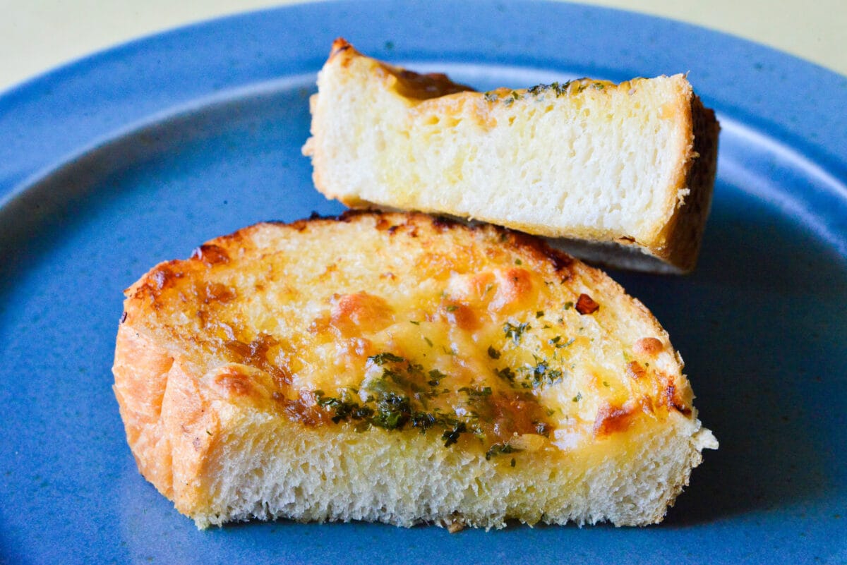 「近年稀にみる当たり商品」【ローソン】温めたらめちゃうまの惣菜パン