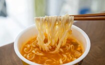 「スープがクセになる」「買うしかない」【どん兵衛】新商品がまさかすぎる味