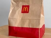 ザクザク衣＆ピリ辛ソースが「うますぎ」！【マクドナルド】の新バーガー