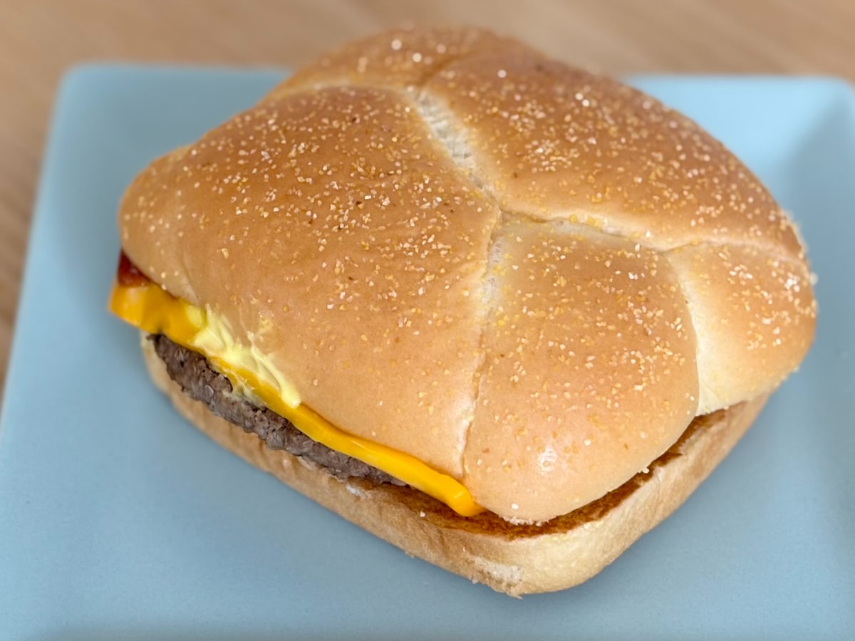 「王道」「コクがあって濃い味」【マクドナルド】ジャンクなバーガー登場