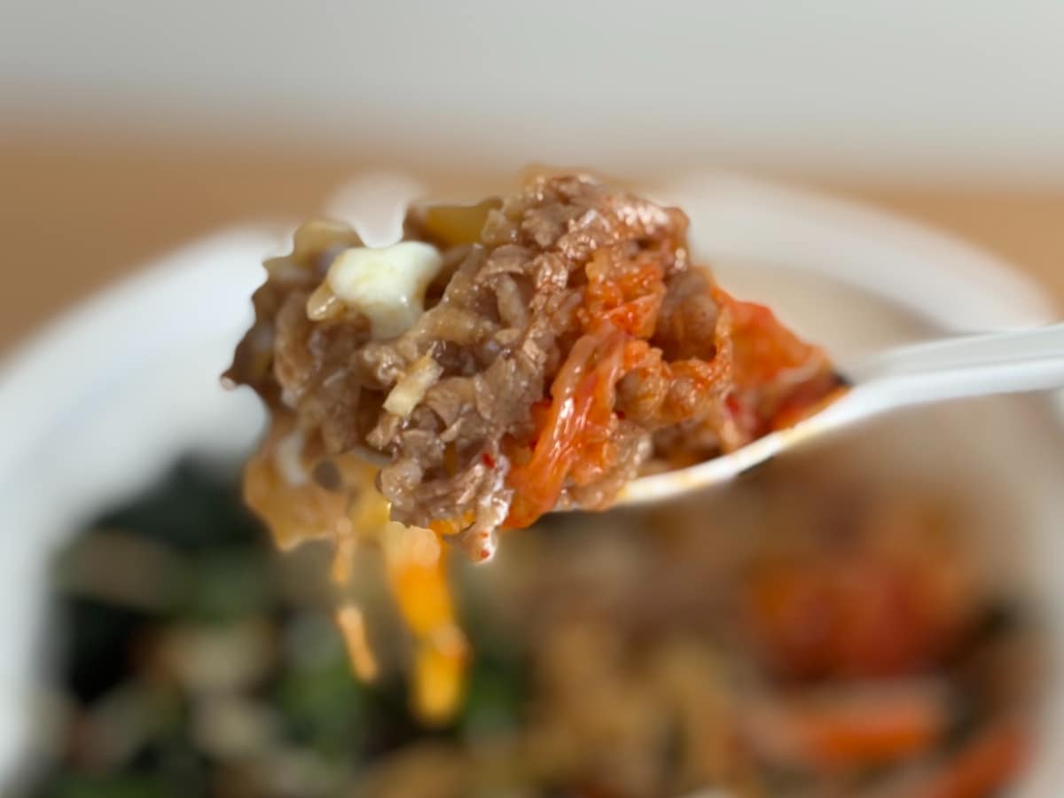 「うま〜〜〜!」「めっちゃボリュームあった」【すき家】に旨辛の丼登場