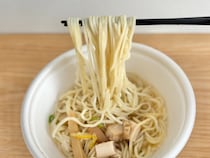 「史上最高レベル」の声も【ファミマ】人気店監修のチルド麺がウマすぎる