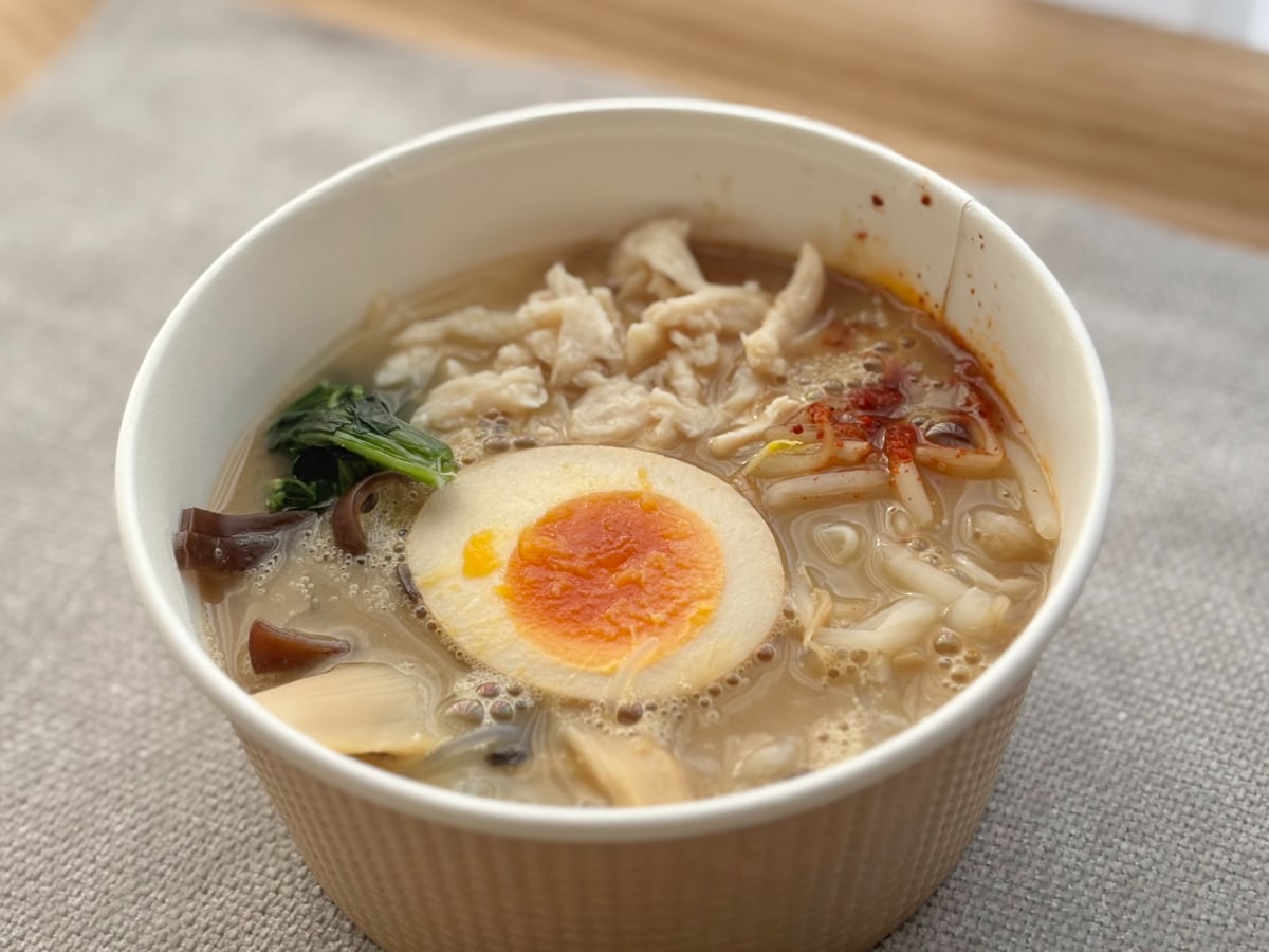 こってり味なのに低カロリーって最高じゃない？【ファミマ】の春雨スープ