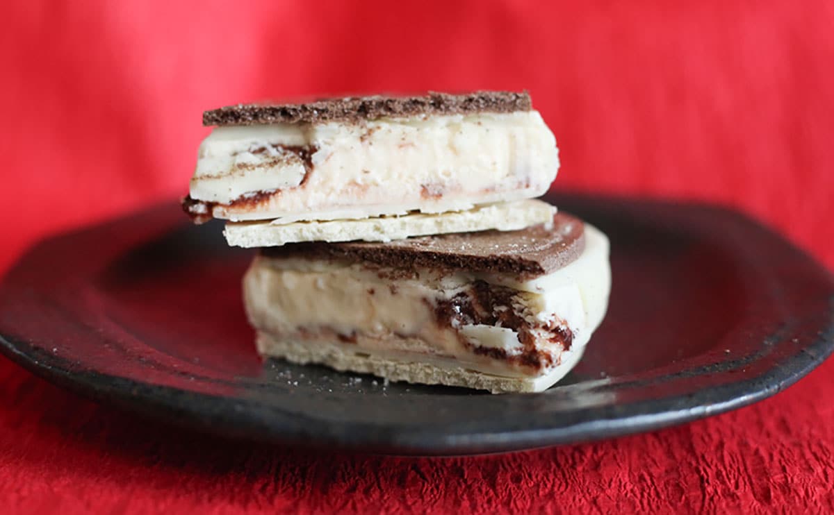 「やっぱ美味い」“白と黒”がポイントの新作『ハーゲンダッツ』