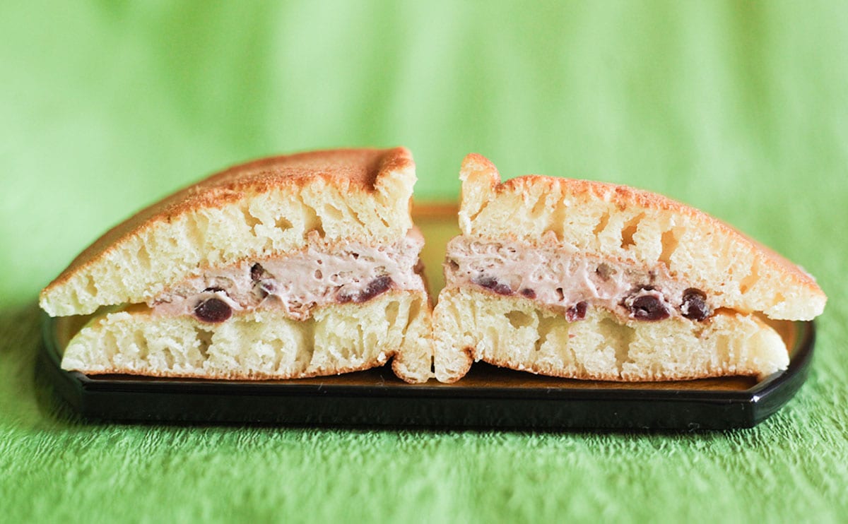 「美味しすぎる」どら焼きっぽいけど実は違う【ローソン】スイーツ