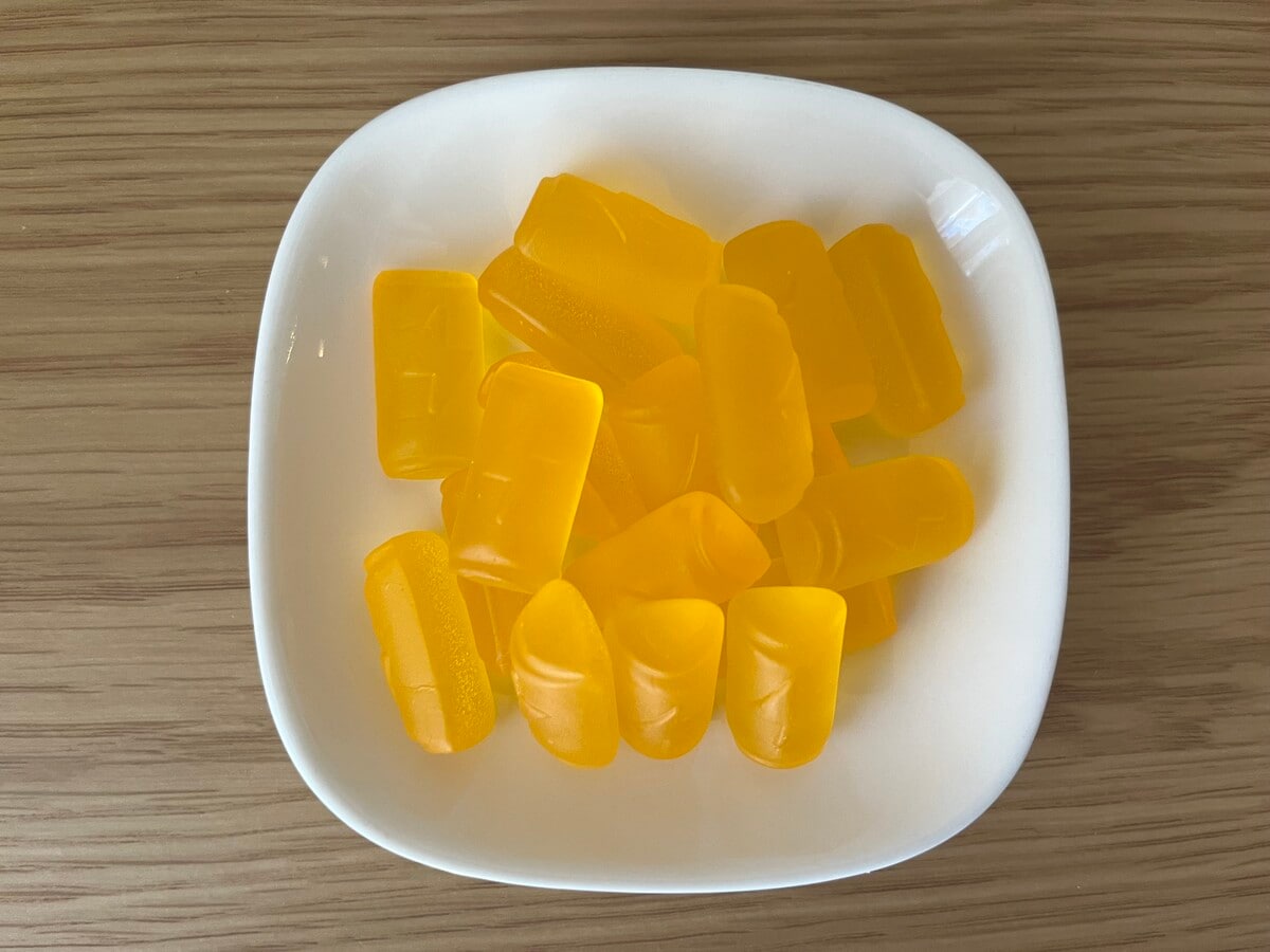 ピリッと辛くて「目が覚める！」【明治】の新作ハードグミが超刺激的！