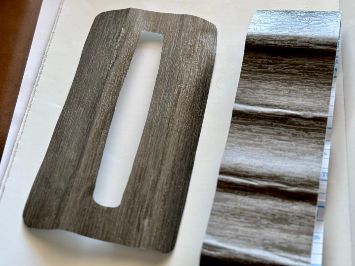 【ダイソー】カッティングシートで簡単ホテルライクDIYに挑戦!