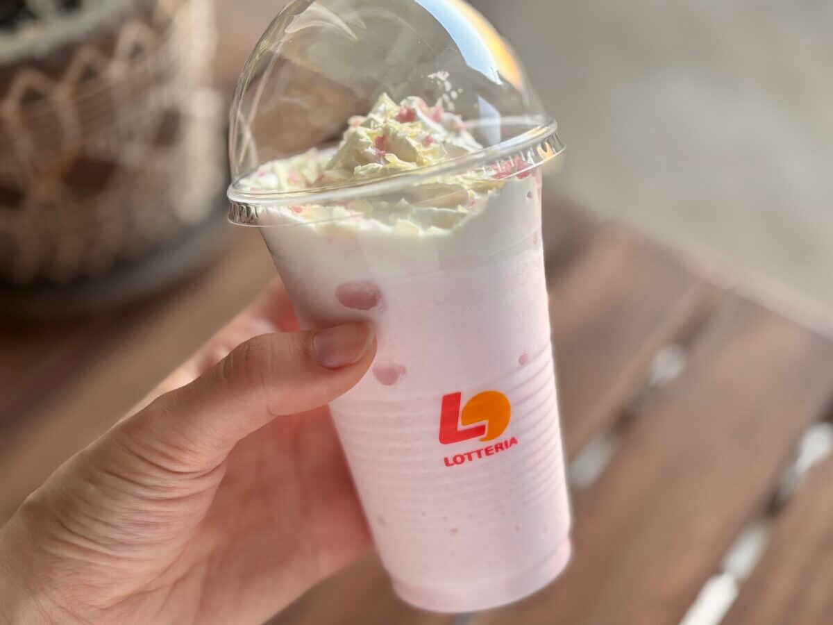 まるでパフェ！？【ロッテリア】の春ドリンクは乙女心をくすぐる可愛さ♡