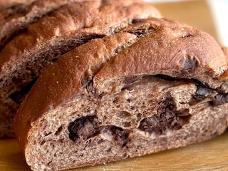 「正直レベチ」【セブン】で買える本格ブレッドに「どうせならこっち食べたい」