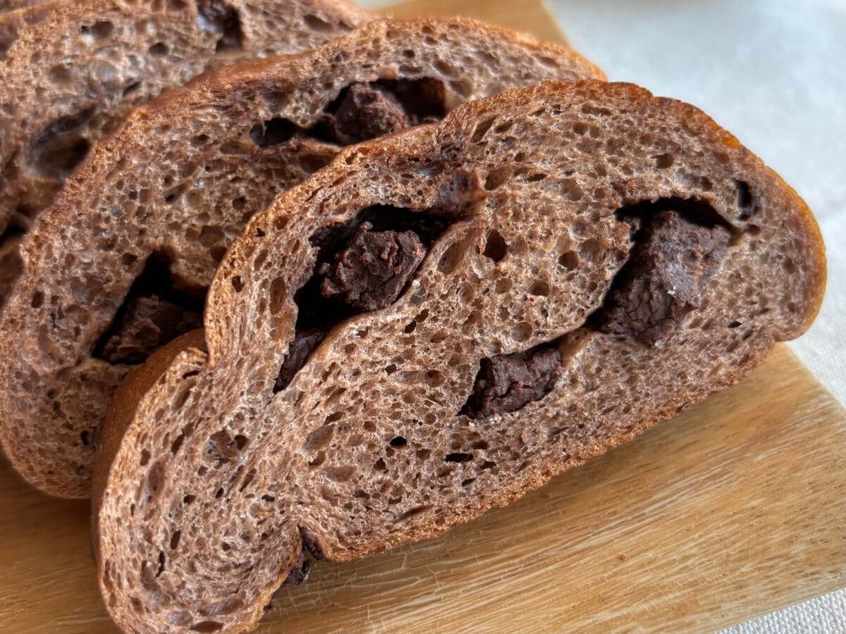 「正直レベチ」【セブン】で買える本格ブレッドに「どうせならこっち食べたい」