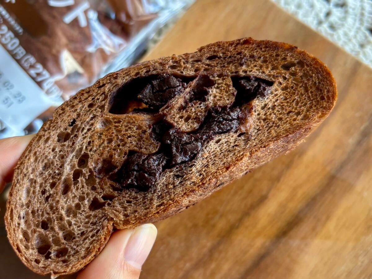 「正直レベチ」【セブン】で買える本格ブレッドに「どうせならこっち食べたい」