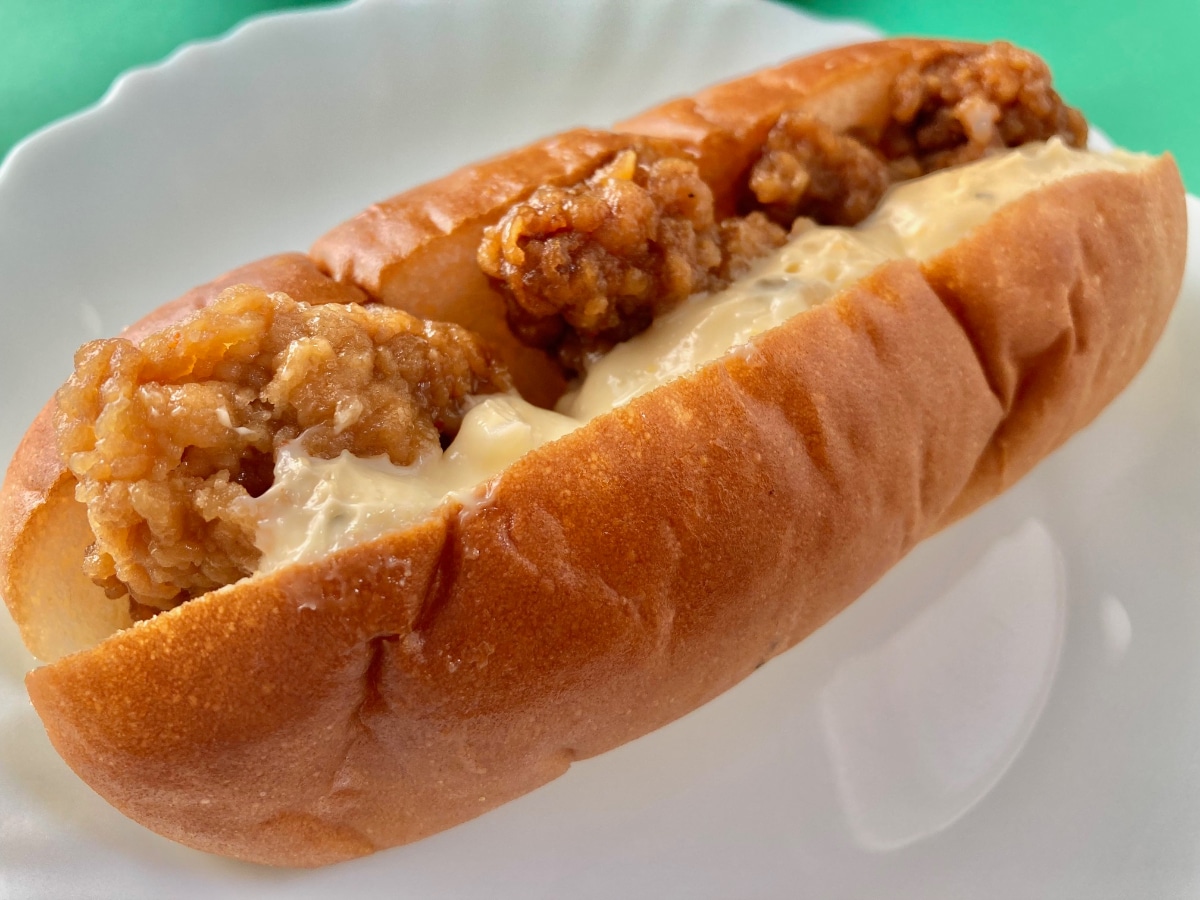 「248円でウマすぎ」生コッペパンにあの食材をサンド……【ファミマ】